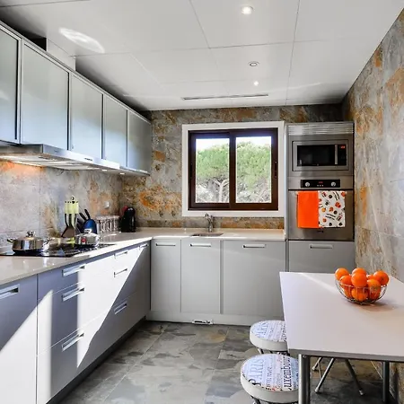 Apartment Falesia A *